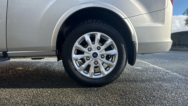 Ford Tourneo Custom Transit Custom Tourneo L2 Diesel Fwd 2.0 EcoBlue Hybrid 130ps L/R 8 Seater Titanium